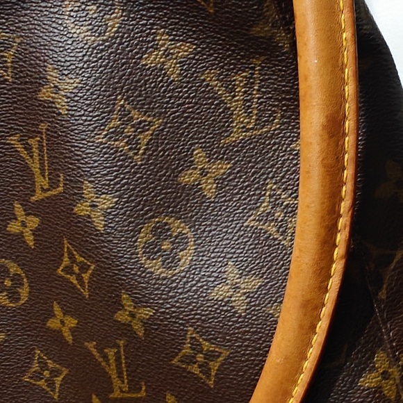 Louis Vuitton Monogram loop bag - Picture 6 of 12